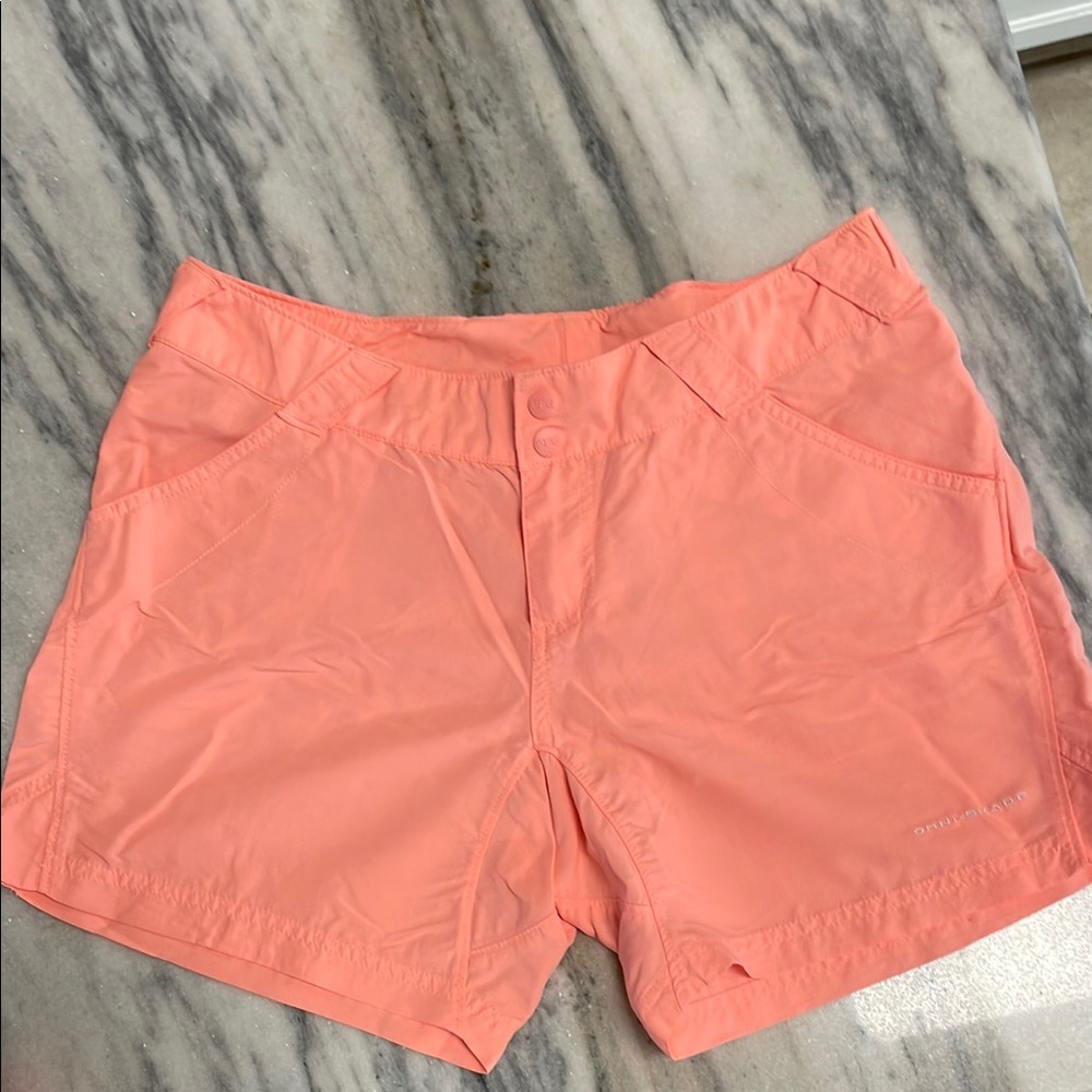 Columbia PFG Women's‎ Coral Shorts  size medium